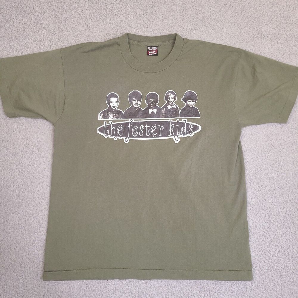 Vintage BEST Fruit Of The Loom The Foster Kids T-Shirt XL Single Stitch USA Made